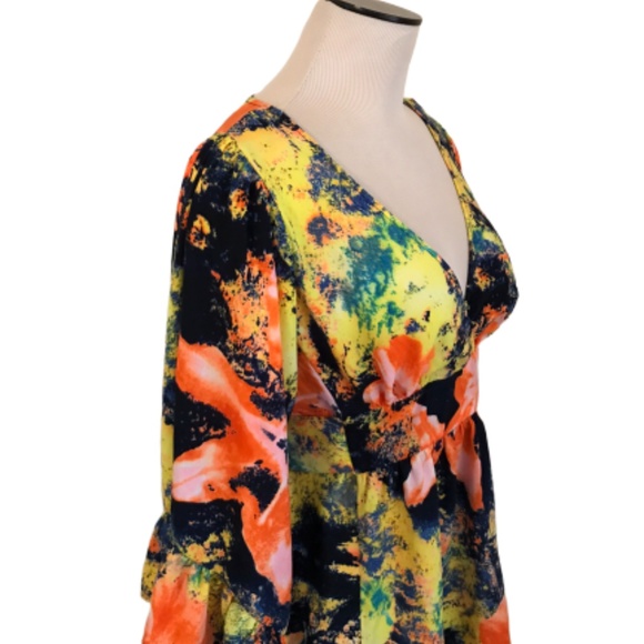Betsy Johnson Multi Color Floral Blouse✨Size S - Picture 3 of 7